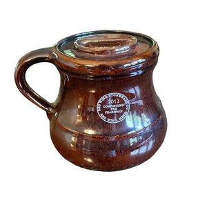 Redwing Pottery Collectable Bean Pot 2013 Brown